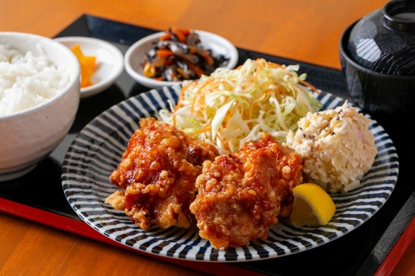 みこはち屋 一人飲みから2軒目使いまで 串焼き 焼き鳥なら姫路のみこはち屋 駅前店